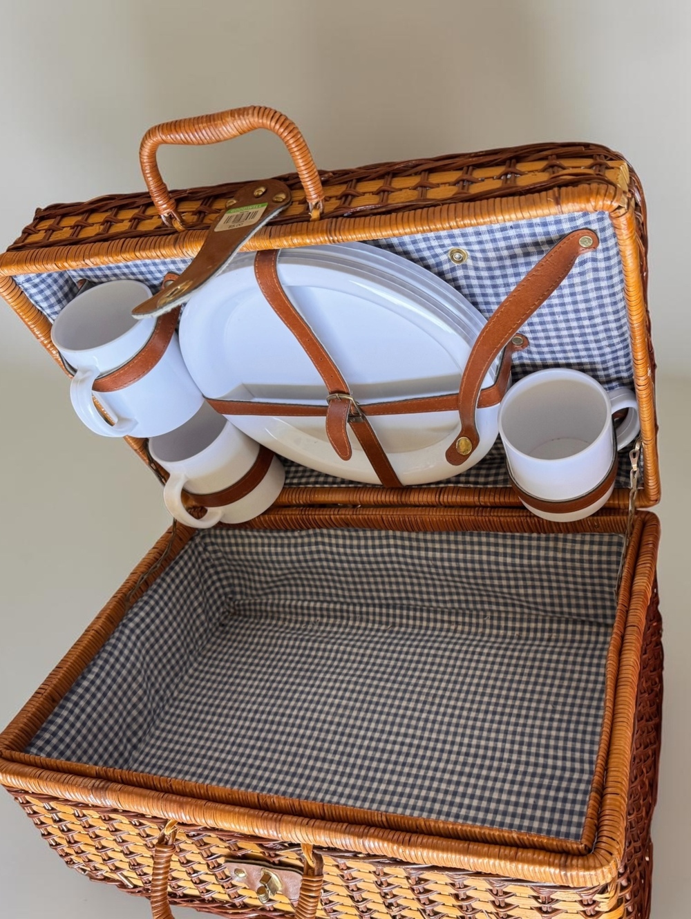 Vintage Wicker Picnic Basket Set for 4 Plates Cups Blue Gingham Lined Carry Case